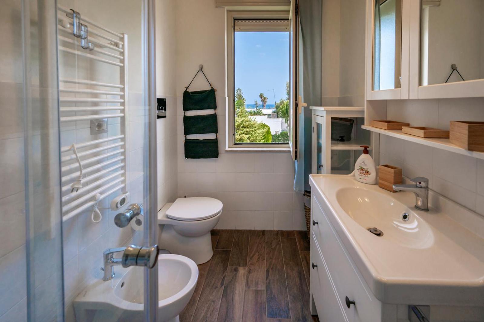 Villa Nisa Apartment Sea View Fontane Bianche Extérieur photo